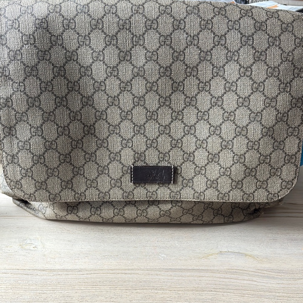 Gucci Tan Messenger Bag with Signature GG Monogram